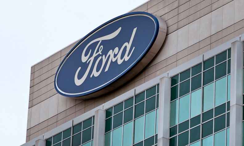 Ford to cut 700 jobs at Mich. plant, hitting Tier 2 workers