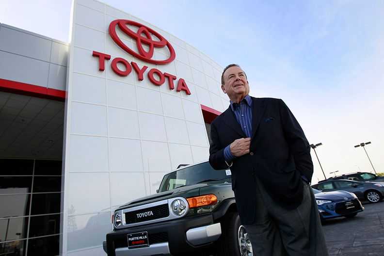 Frederick Fritz' Hitchcock, veteran Toyota dealer, dies at 81